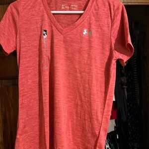 Under Armour Heathered coral V-Neck Tee women’s small